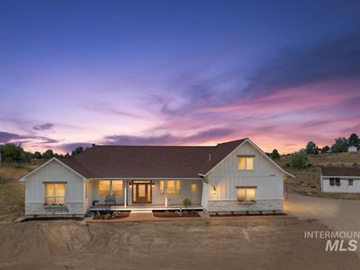 26283 Eric Ln