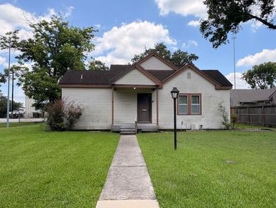 603 W 30th St