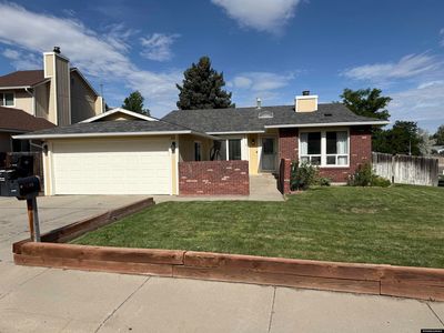 870 Bretton Dr