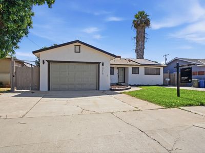 3210 Shamrock Ave