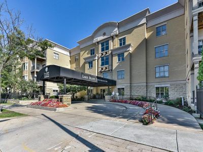 1300 North Prospect AVENUE UNIT 221