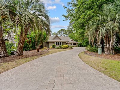 28 Lenora Dr