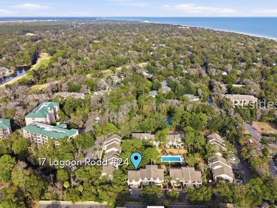 17 Lagoon Rd APT 24