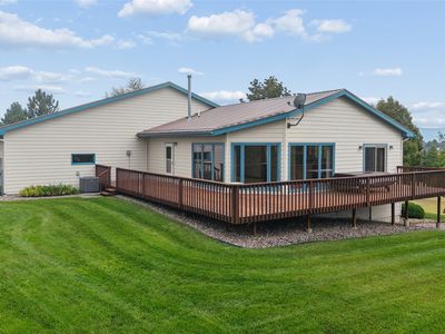 145 Highland Dr