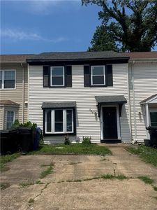 338 Harrier St