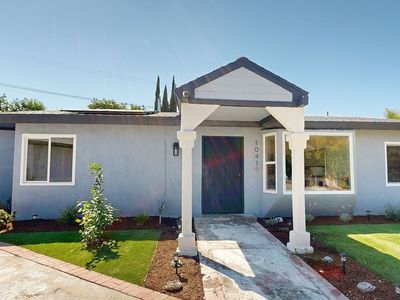 10419 Vassar Ave