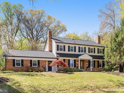 10305 Hunt Country Ln