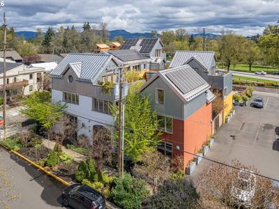 321 Mill St #1