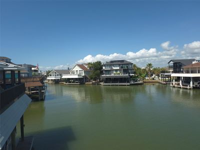 129 Quayside Dr