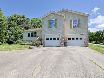 96 Velie Road