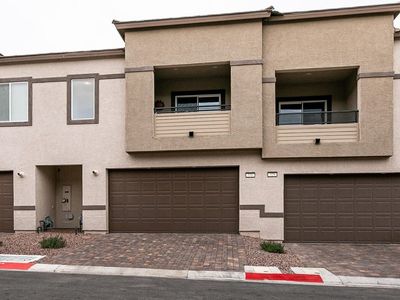 331 Laurel Peak Dr