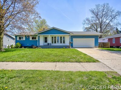 5570 Marlin Ave