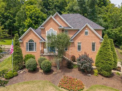 708 Acorn Ln