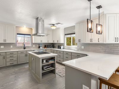 Property at 1014 E Smart Ln, Sandy, UT
