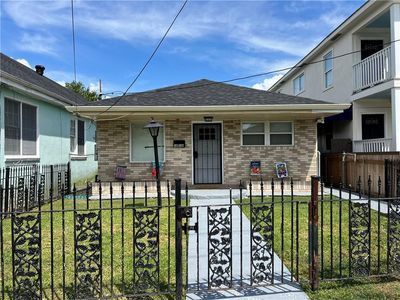 1816 Lowerline St
