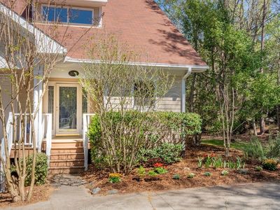 305 McGregor Dr #B