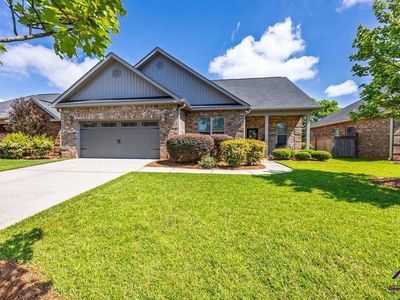 121 Alexis Way