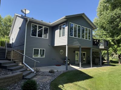 118 River Oaks Dr