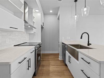 3329 Mp Pkwy #203