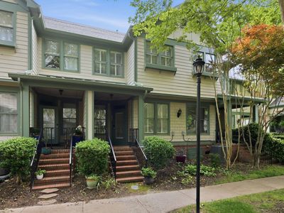 305 Presque Isle Ln #300