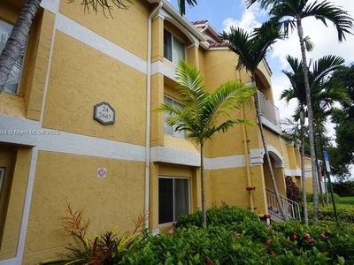 2667 NW 33rd St APT 2416