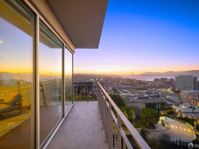 1080 Chestnut St APT 3C