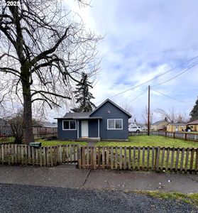 111 S 2nd St