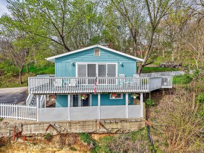 2469 N 41st Rd