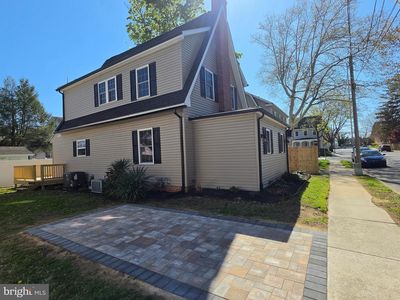 12 Clara St