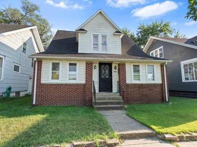 809 McDonald St