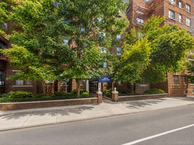 4035 Ithaca Street #4G