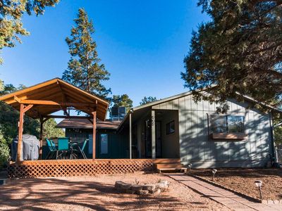 209 W Estate Ln