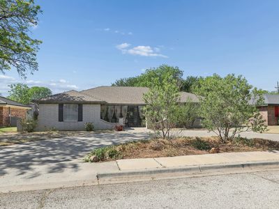 7211 Gainsborough Rd