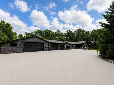 112 Acorn Ln