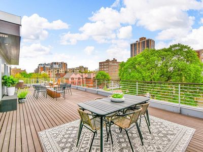 785 East Kilbourn AVENUE