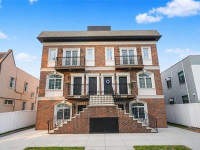 1023 72nd St #3A
