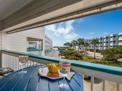 6102 Seawall Blvd #136