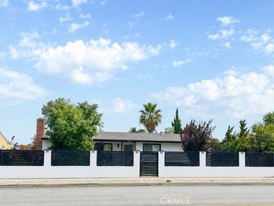 9444 Cedar Ave