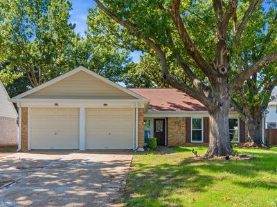 1933 Pin Oak Dr