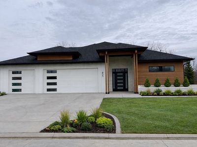935 Nimitz Ct