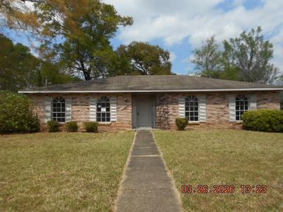 6000 Woodglen Ct
