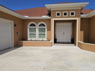 1711 SE Airoso Blvd