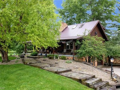 1221 Bucyrus Rd