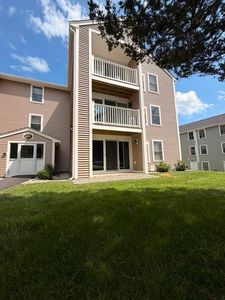 6 Marc Dr APT 6B8