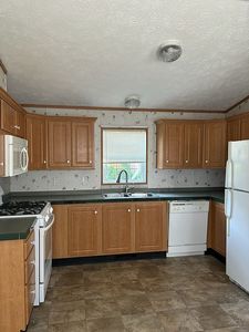 14 Locust St