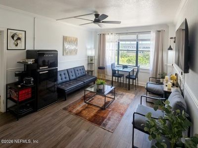 311 W ASHLEY Street #305