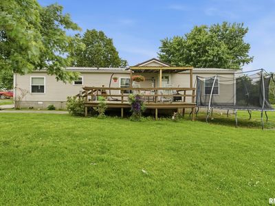 90 Goldenrod Ln