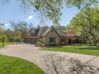 3812 Creek Bank Dr