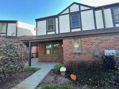 222 Greenwood Dr