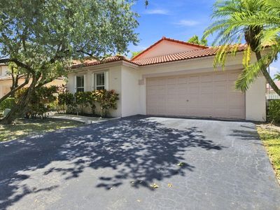 7460 NW 1st Manor